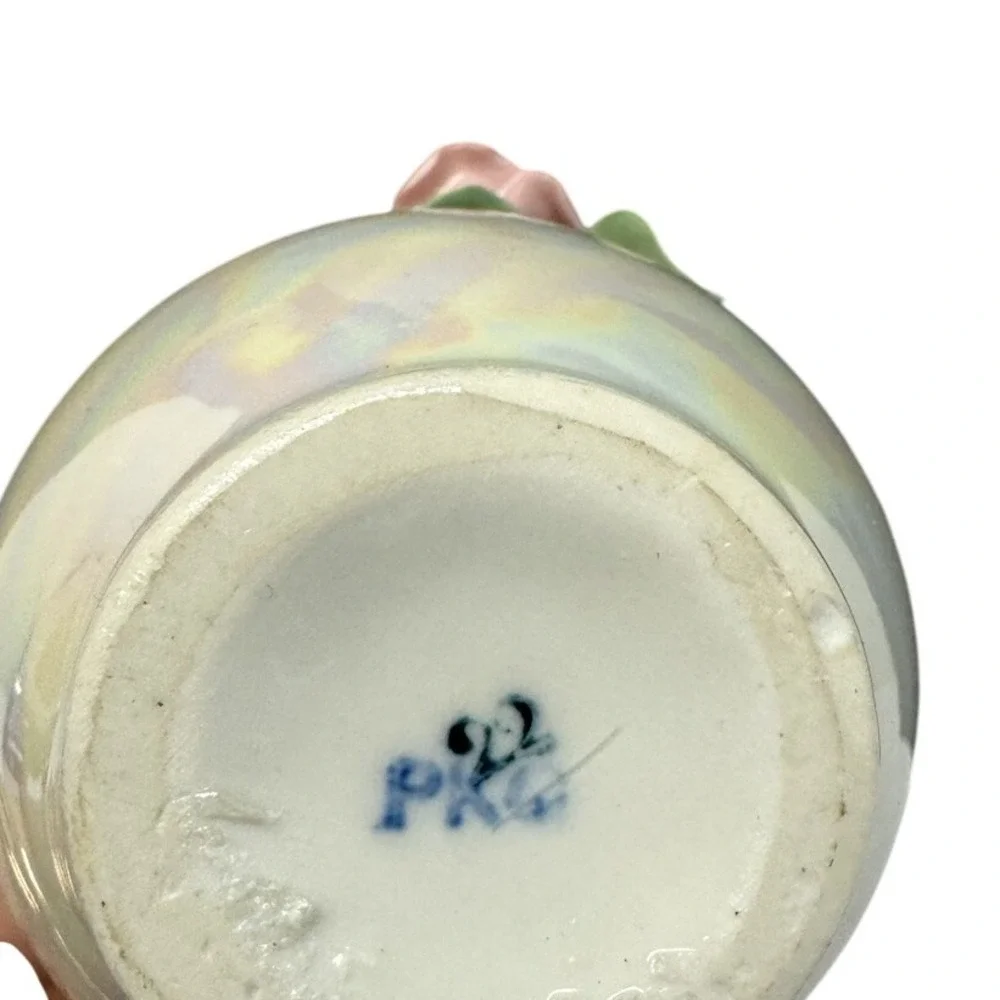 Vintage Floral Vase Iridescent Ceramic Roses Embossed Flower Bud‎ Vase Decor
